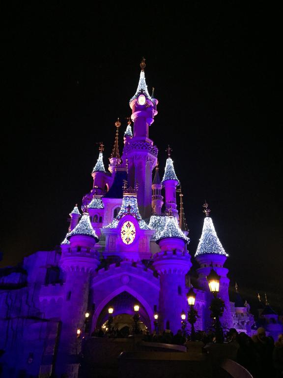 Julie'S Homes Disneyland Serris Exteriér fotografie